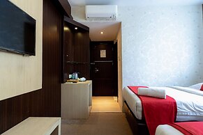 RedDoorz Premium near Grand Batam Mall