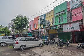 RedDoorz Syariah near Ramayana Mall Tarakan