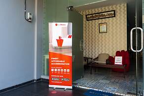 RedDoorz near Gajah Mada Street Semarang