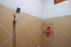 RedDoorz Plus near Haluoleo University