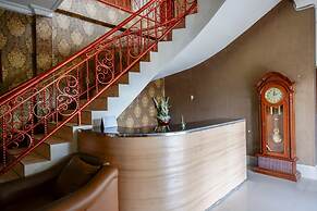 RedDoorz Plus near Haluoleo University