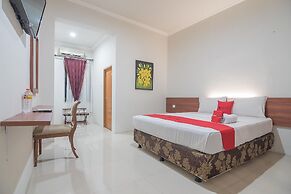 RedDoorz near Alun Alun Subang