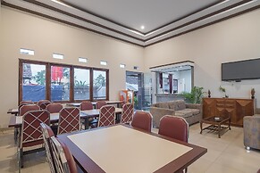 RedDoorz near Alun Alun Subang