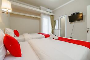 RedDoorz near Taman Makam Pahlawan Cikutra