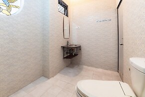 RedDoorz Syariah near RRI Malang