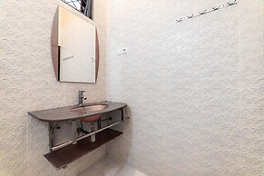 RedDoorz Syariah near RRI Malang