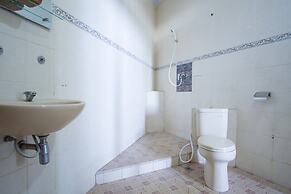 RedDoorz Syariah near Ngade Lake