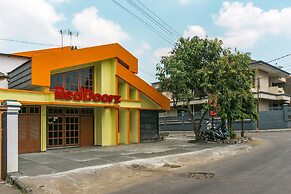 RedDoorz near Universitas Widyagama Malang
