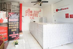 RedDoorz near Mall Abepura
