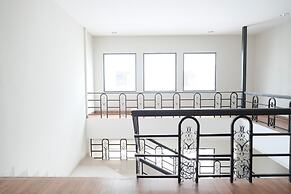 RedDoorz Plus near Ferry Terminal Batam Center