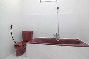 RedDoorz Plus @ Taman Siswa 3