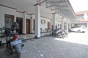 RedDoorz Plus @ Taman Siswa 3