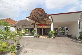 RedDoorz Plus @ Taman Siswa 3