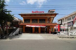 RedDoorz near Sarangan Lake