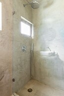Carvoeira Surf & Family Villa