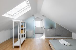 Carvoeira Surf & Family Villa