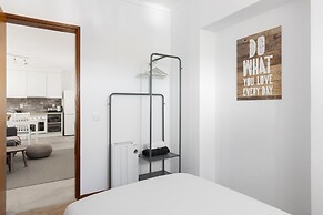 Carvoeira Surf & Family Villa