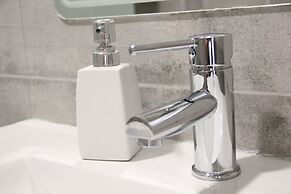 Old Lisbon - Graça Overview Point