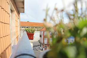 Old Lisbon - Graça Overview Point