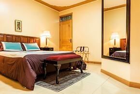 Blue Pearl Apartments