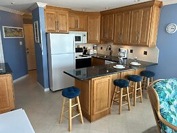 Seascape 2314 2 Bedroom Condo by RedAwning
