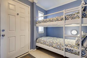 Seascape 2314 2 Bedroom Condo by RedAwning