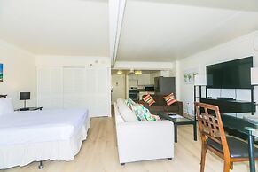 Ilikai Tower One Bedroom Lagoon View Waikiki Condos With Lanai & Free 