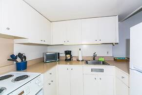 Ilikai Tower One Bedroom Lagoon View Waikiki Condos With Lanai & Free 