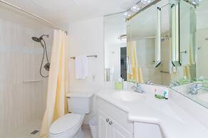 Ilikai Tower One Bedroom Lagoon View Waikiki Condos With Lanai & Free 