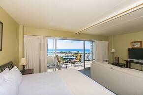 Ilikai Tower One Bedroom Lagoon View Waikiki Condos With Lanai & Free 