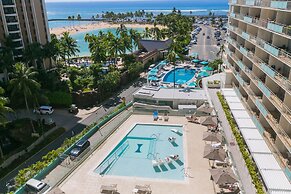 Ilikai Tower One Bedroom Lagoon View Waikiki Condos With Lanai & Free 