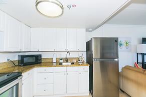 Ilikai Tower One Bedroom Lagoon View Waikiki Condos With Lanai & Free 