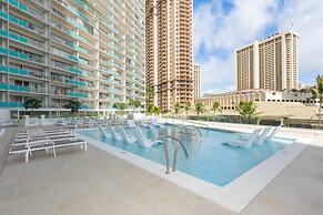 Two Bedroom Condo Overlooking Ala Wai Boat Harbor by RedAwning