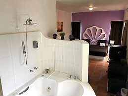 Embarcadero Maya B&B