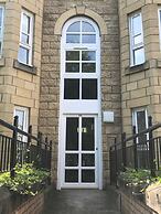 McDonald Road Apartment