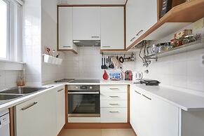 Casa Oliveira - Alvalade by the Metro