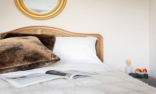 The Midsummer Common - Modern & Spacious 2bdr House With Garden