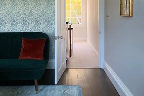 The Midsummer Common - Modern & Spacious 2bdr House With Garden