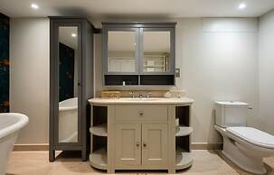 The Midsummer Common - Modern & Spacious 2bdr House With Garden