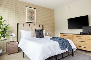 Kasa Cadillac Square Detroit