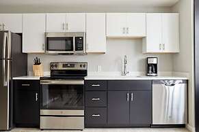 Kasa Cadillac Square Detroit