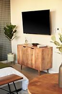 Kasa Cadillac Square Detroit