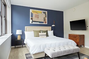 Kasa Cadillac Square Detroit