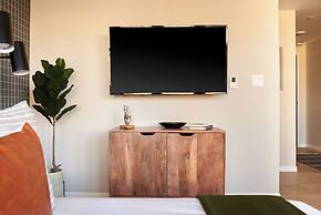 Kasa Cadillac Square Detroit