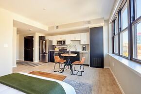 Kasa Cadillac Square Detroit