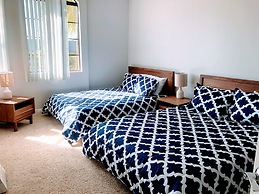 Luxury Suites - Heart of Beverly Hills