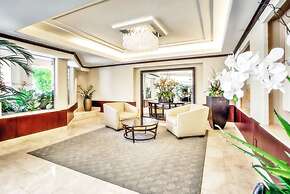 Luxury Suites - Heart of Beverly Hills