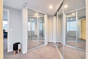 Luxe In The City w Two Car Parks