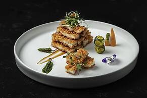 Holiday Inn Guangzhou South Lake by IHG