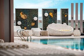 Holiday Inn Guangzhou South Lake by IHG